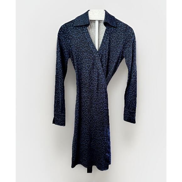 Diane von Furstenberg DVF Women Wrap Dress V-Neck, Long Sleeve 100% Silk Size 4 - Picture 3 of 16